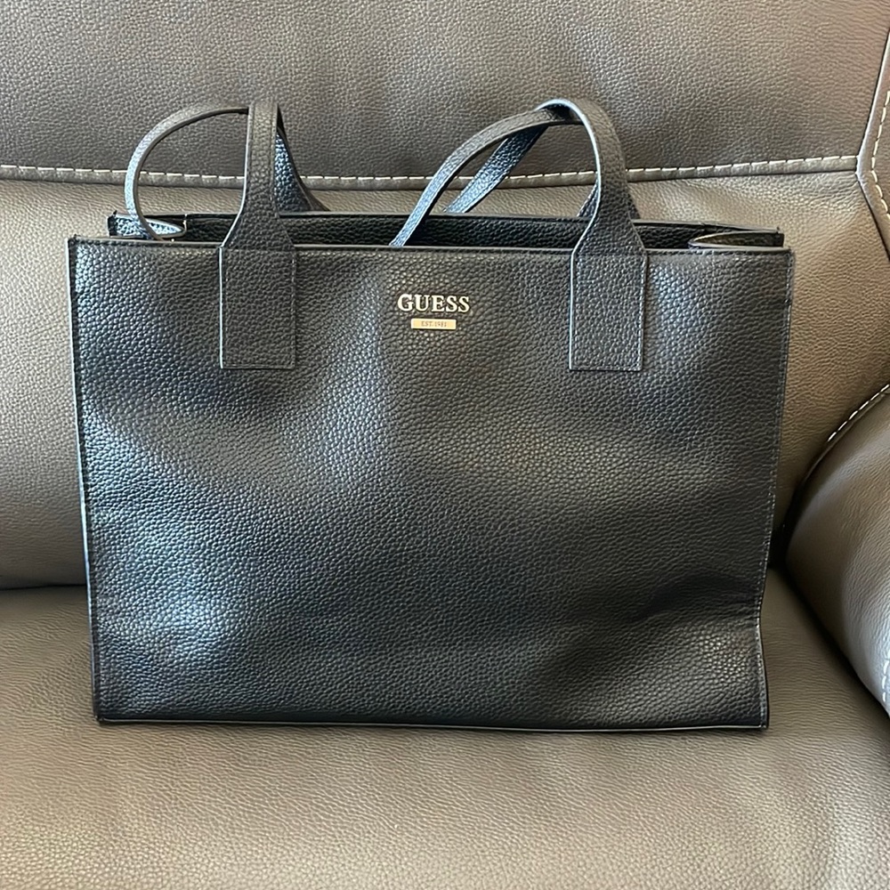Guess shoulder bag